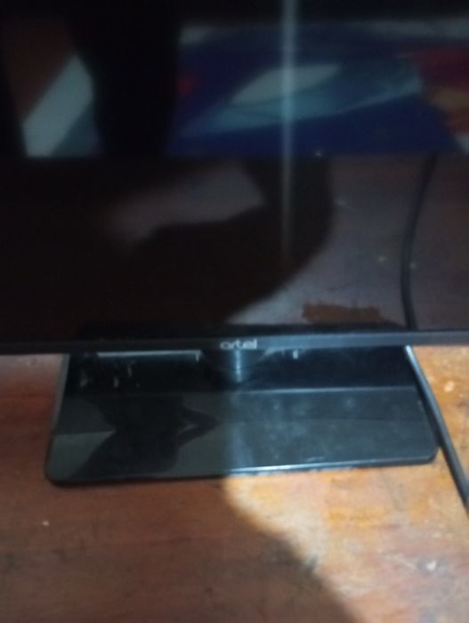 Продам телевизор монитор под компьютер.