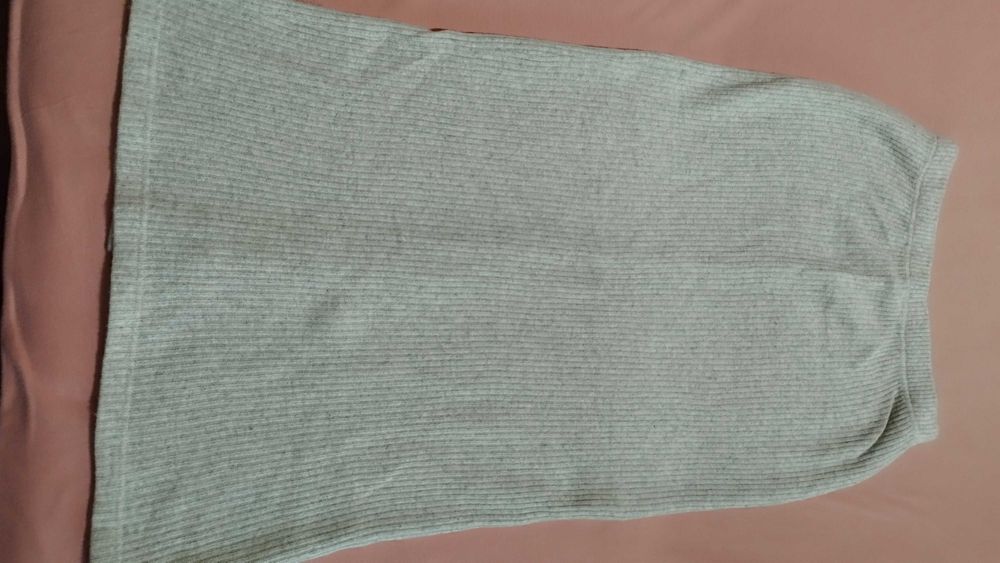 Вълнена зимна пола