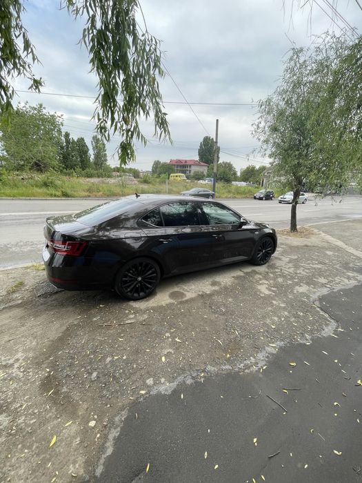Skoda superb III 280 hp 4x4 Laurin&Klement