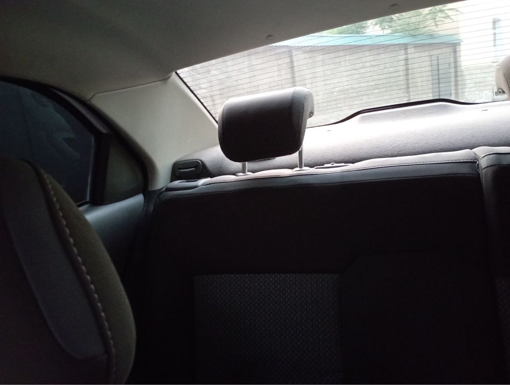 Chevrolet Cobalt (Oq rangli)