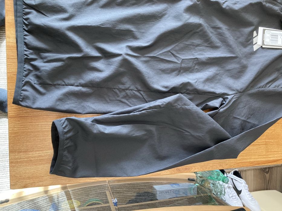 Мъжка оригинална ветровка Adidas