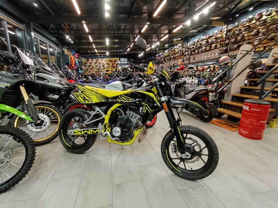 SWM SM 125R ABS Yellow -noua -pt A1-livrare EST BIKE Campina
