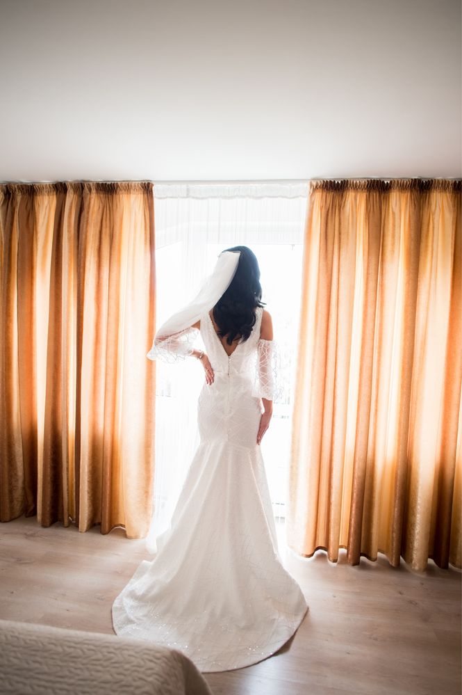Vând rochie de mireasa tip sirena XS-S (Just Bride)