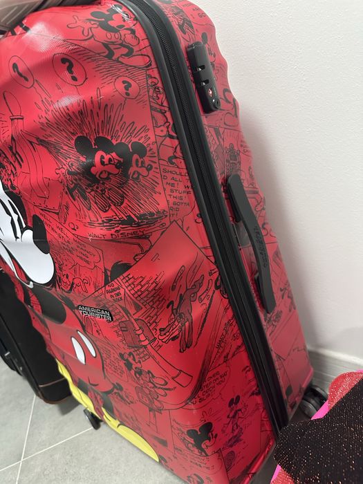 Куфери, цена 50 лв. Има драскотини