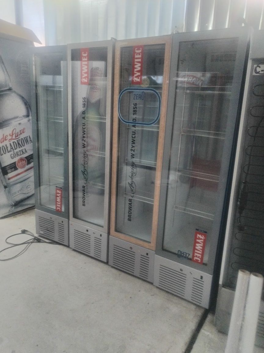 Vitrine frigorifice verticale /dozatoare /duble