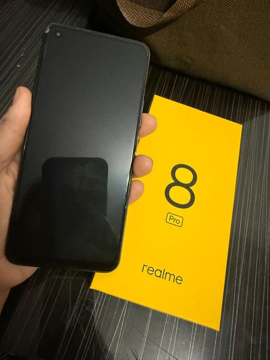 Realmy 8 Pro 128 g