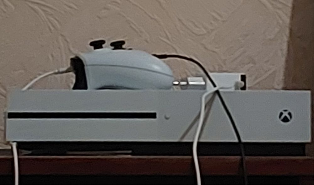 xbox one s 1000гб