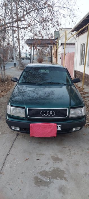 Ауди 100с4 в хорошем состояния