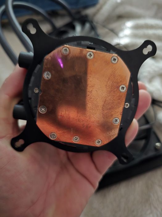 Vând AIO 360 xilence