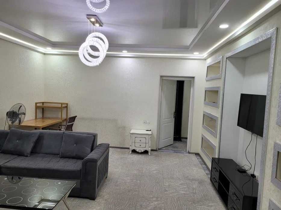 Срочно Сдам Шикарную квартиру на Метро Минор! Ц-5! 2/2/5