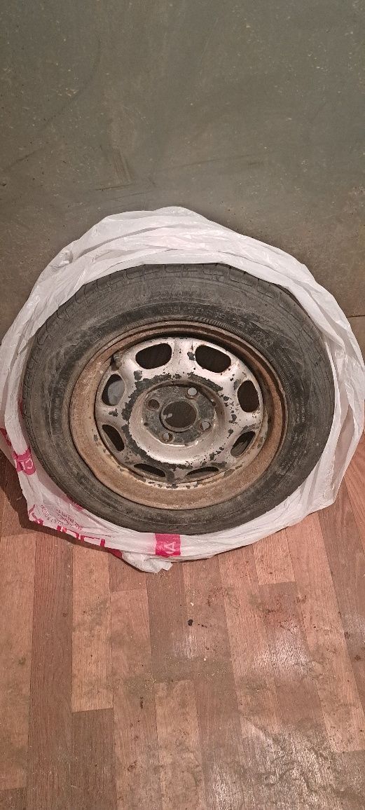 Диски с резиной 4×100