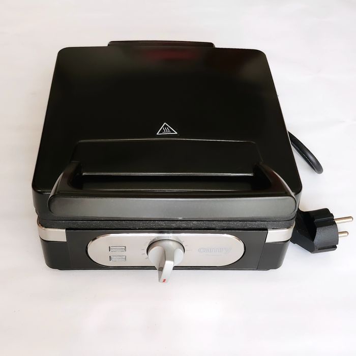 Aparat pentru gaufre / vafe Camry 2000 W