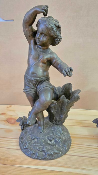 Set doua statuete deosebite