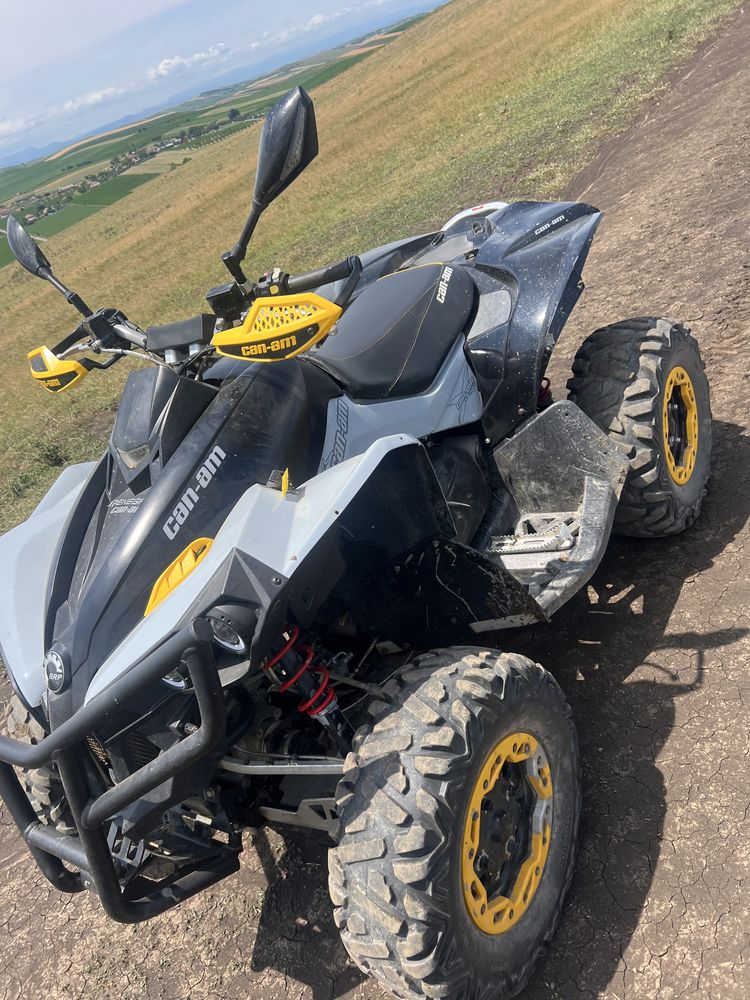 Vând can am renegade 500