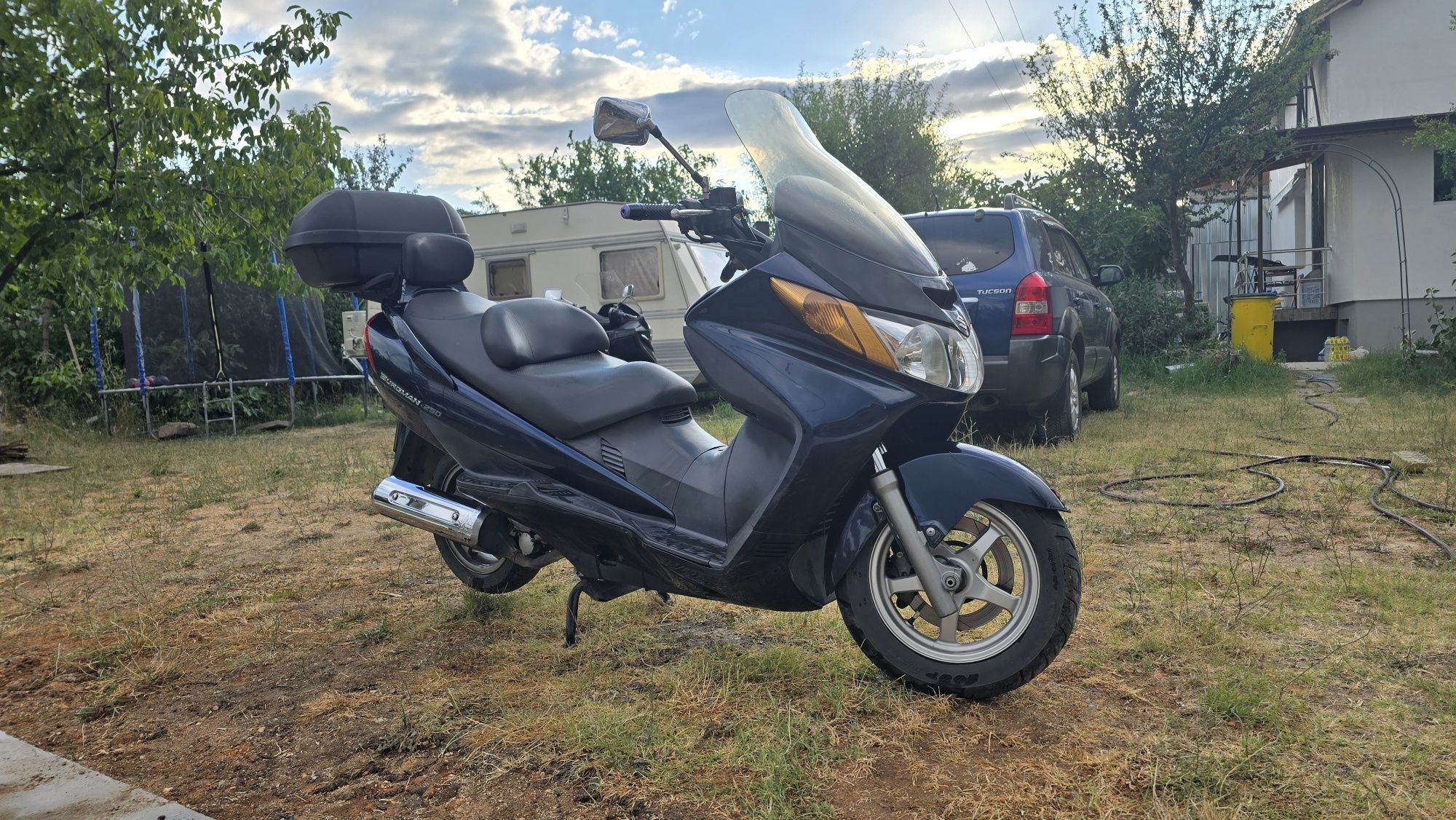 Сузуки бъргман 250i