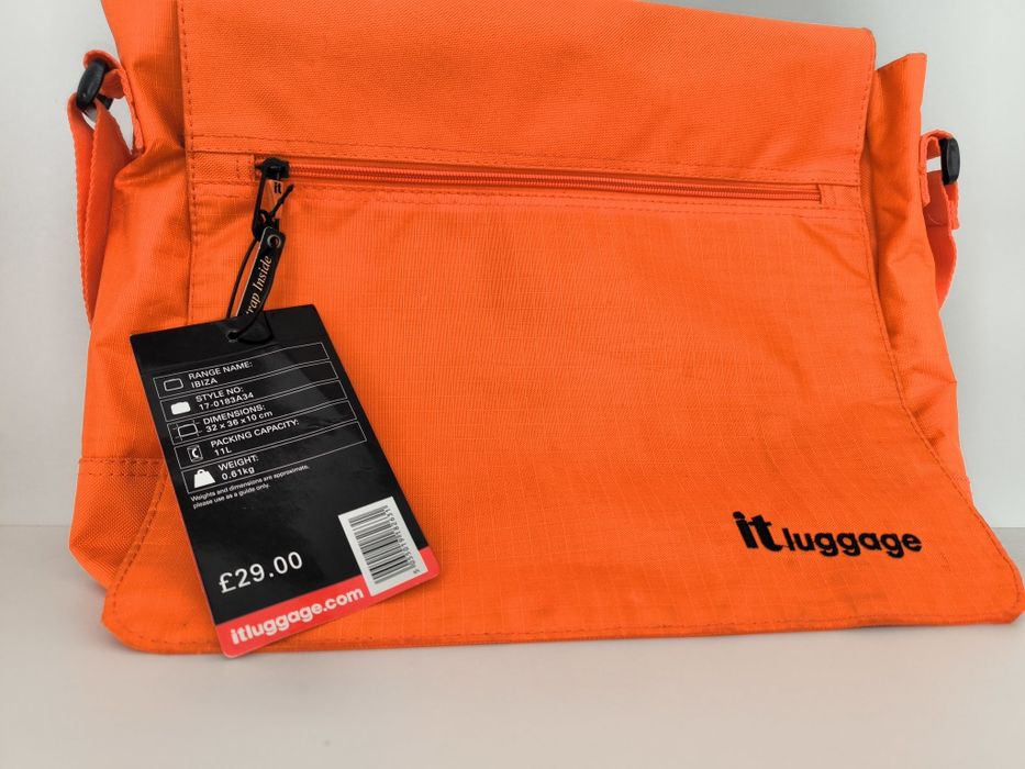 Хорошое сумка от бренда It