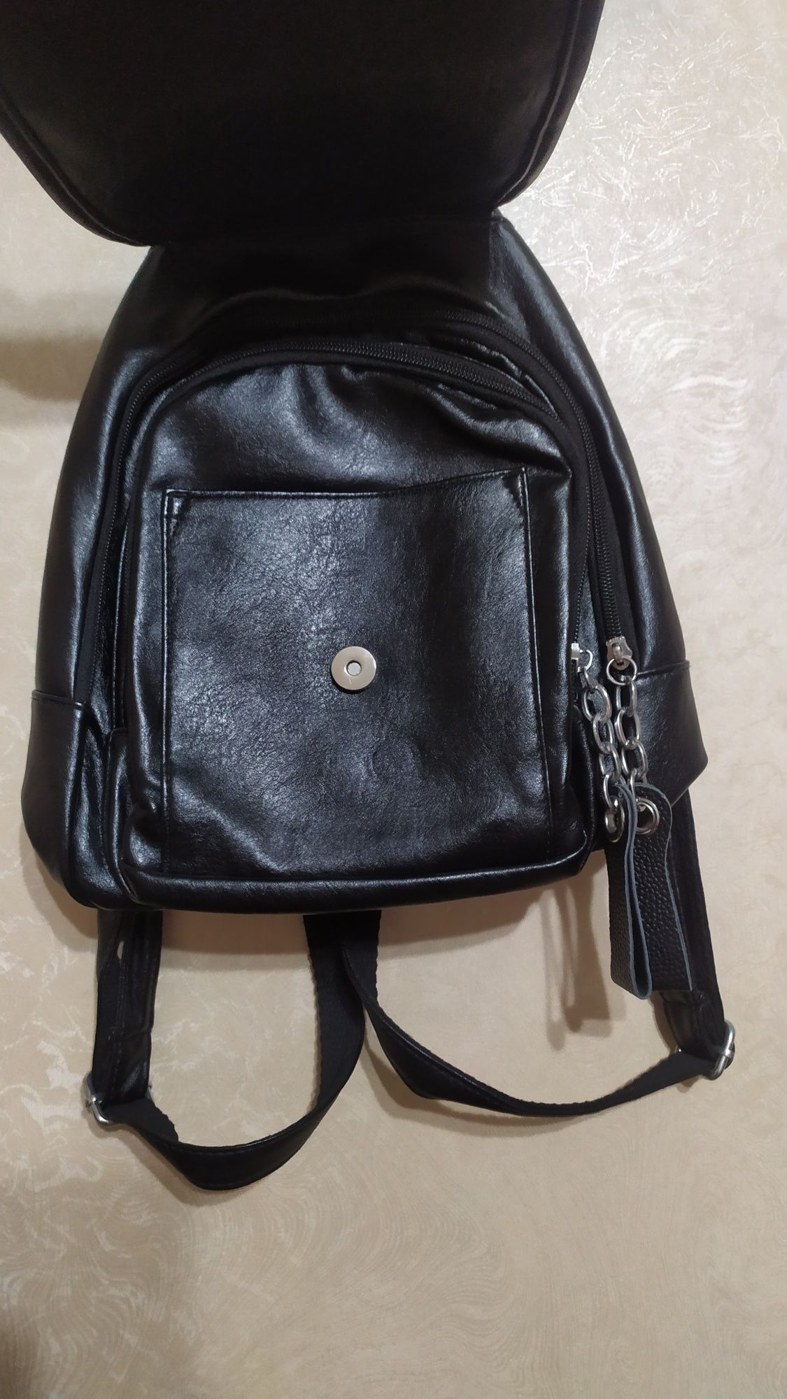 Рюкзак черного цвета