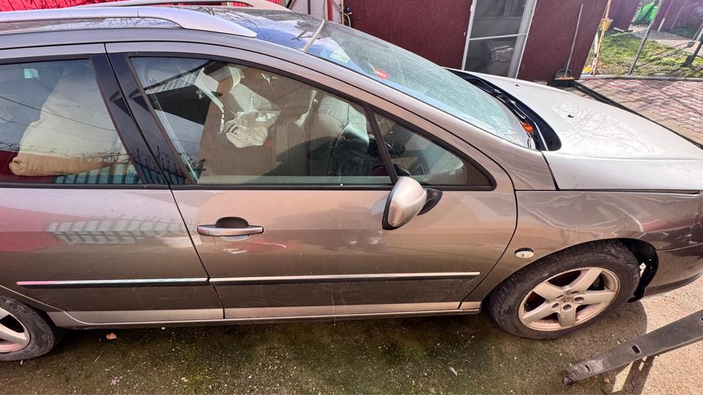 Vind peougeout 407sw sau pentru piese
