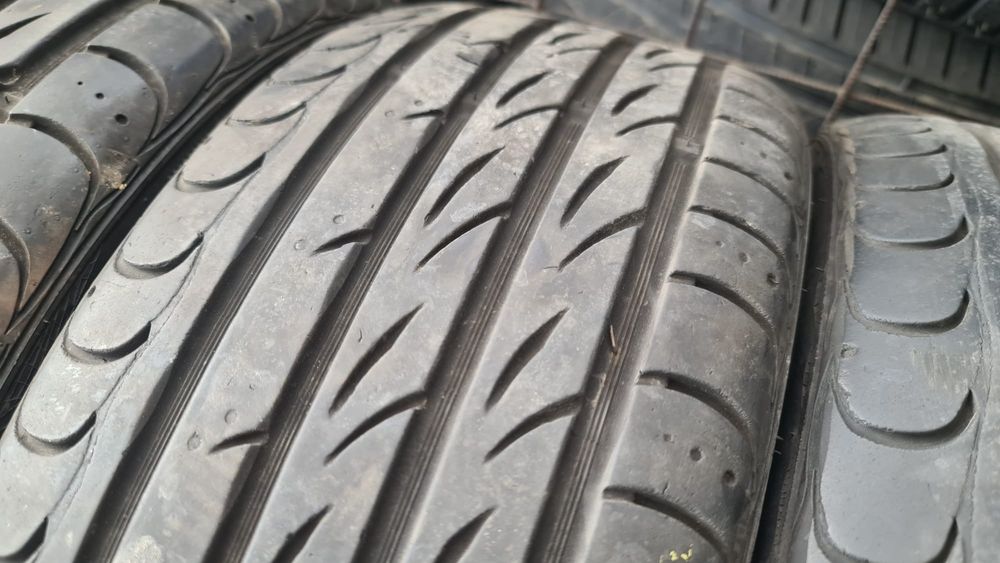 215 45 17 Syron 4 anvelope vara ca noi