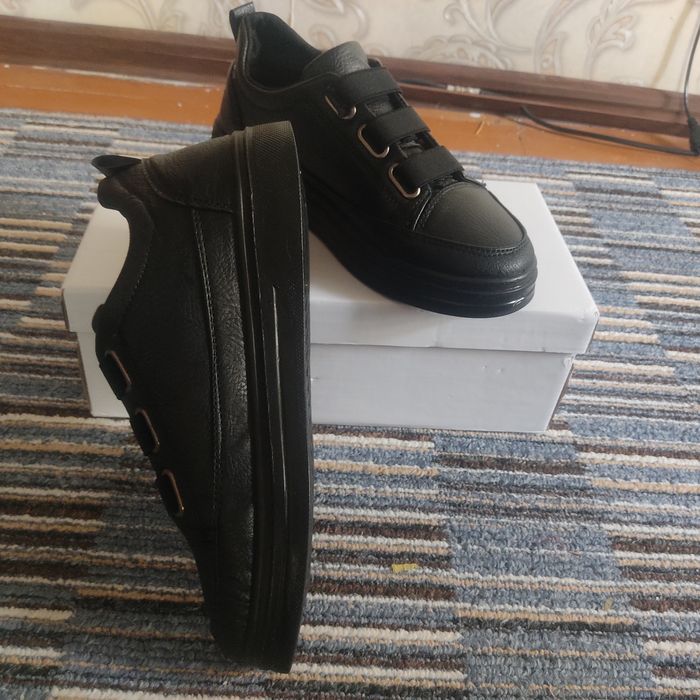 Туфли и макасины