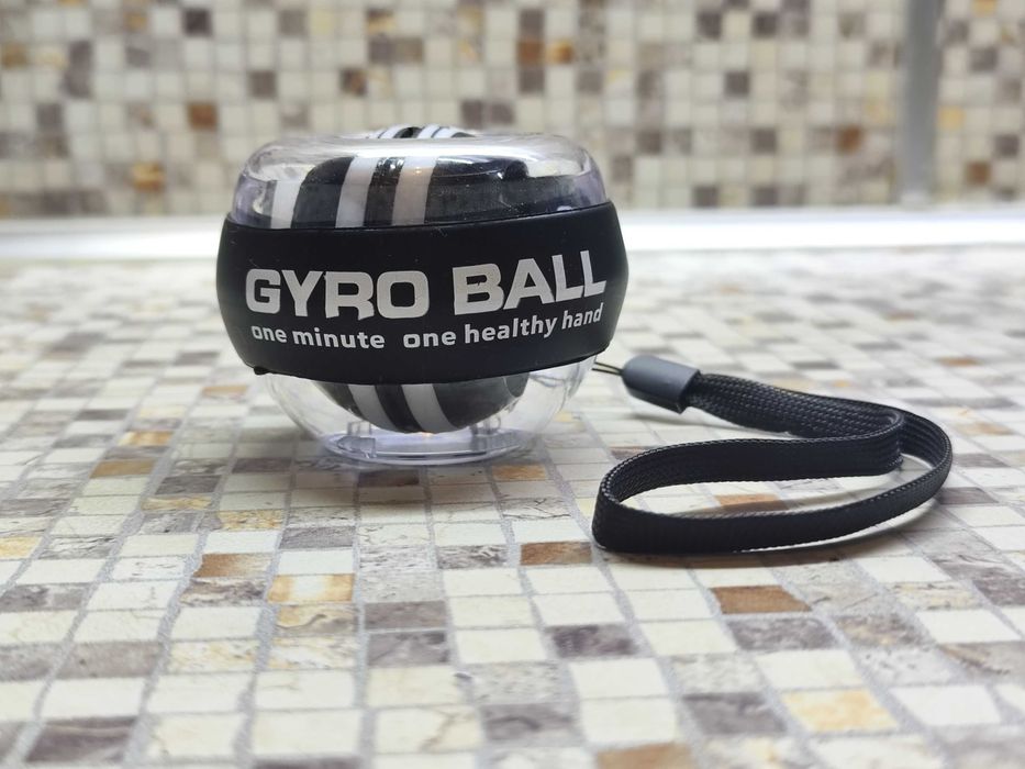 Gyro Ball (жироскопична топка) - Ръчен тренажор