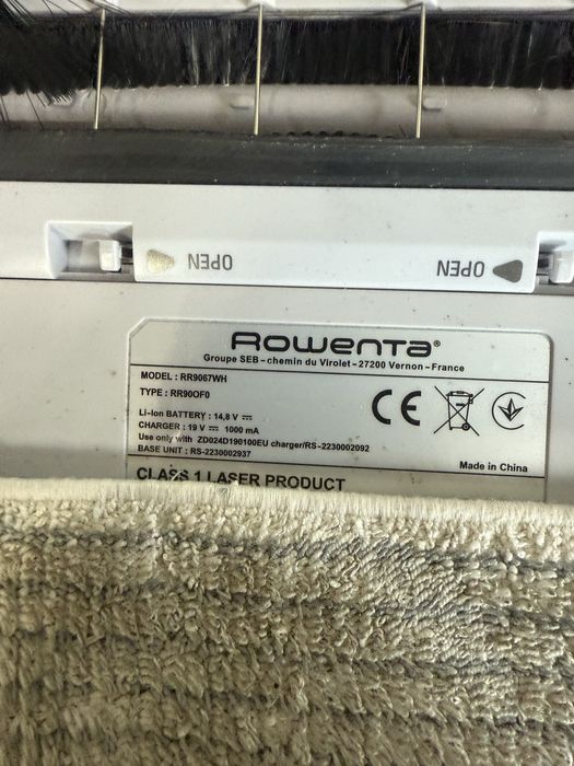 Aspiratoare Robot Rowenta Xplorer si Romba combo