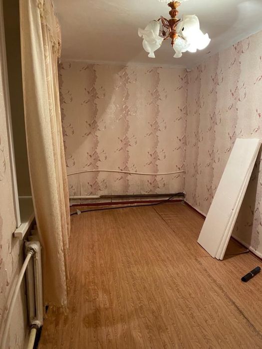 Продом 3 х комнатную квартиру