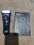 Продам элПродам электрическую бритву Braun Series 8