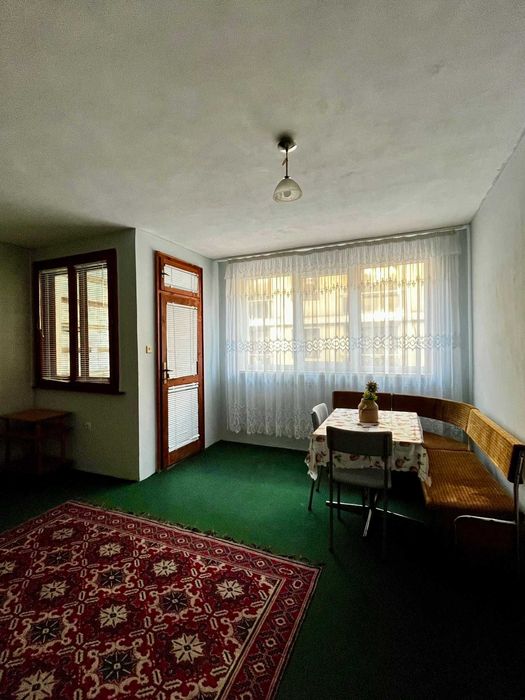 Дава се под наем Двустаен апартамент в Бургас, Възраждане - 65 кв.м за 204 € - Снимка #1