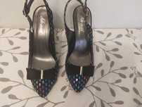 Pantofi eleganți