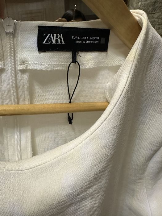 Rochie Zara alba eleganta