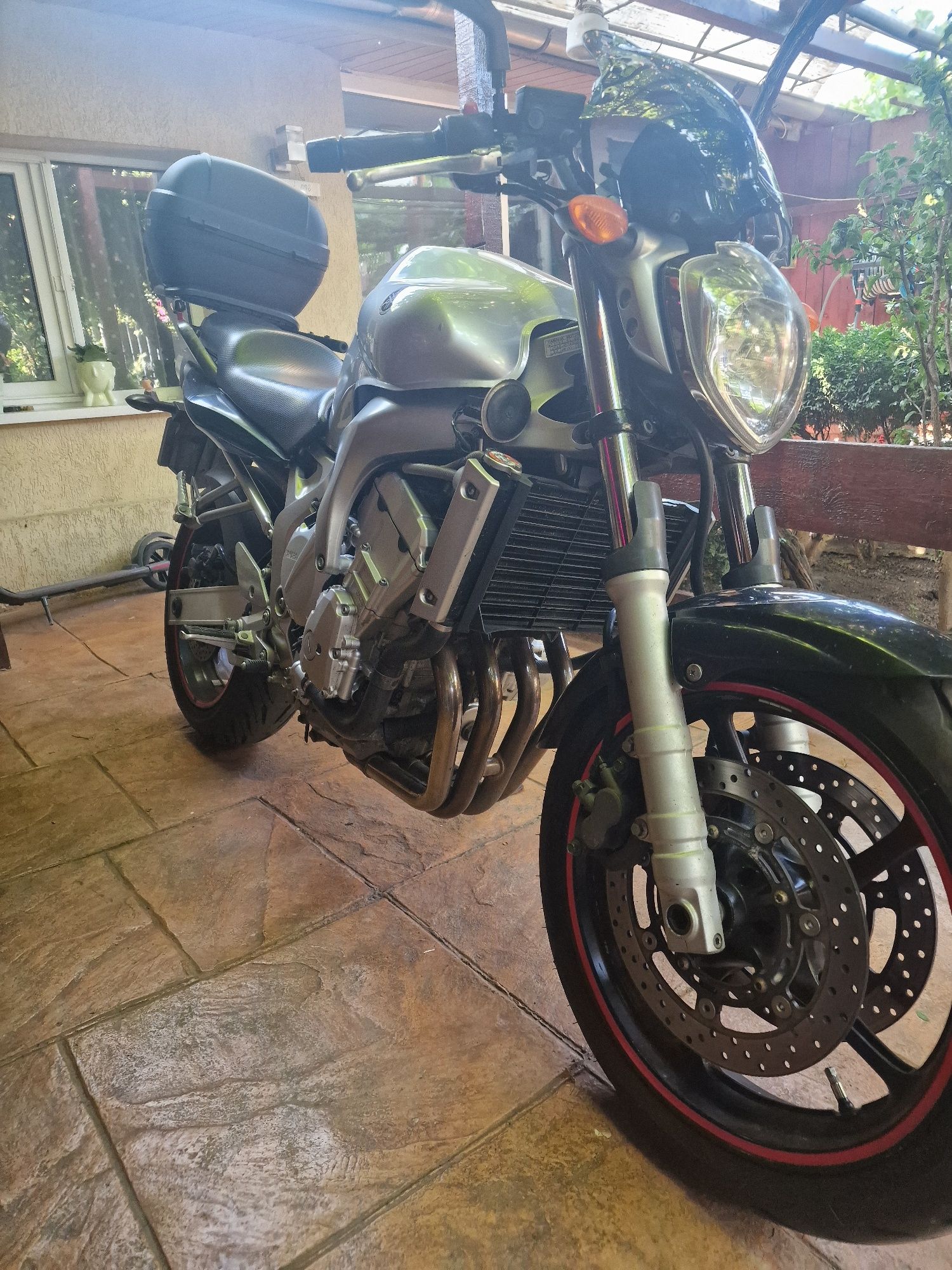 Yamaha fz6 s1 2004