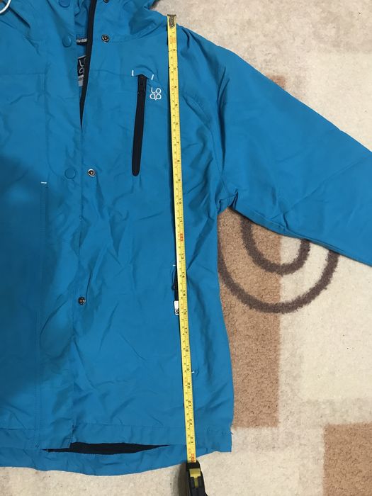 Зимни якета с качулки