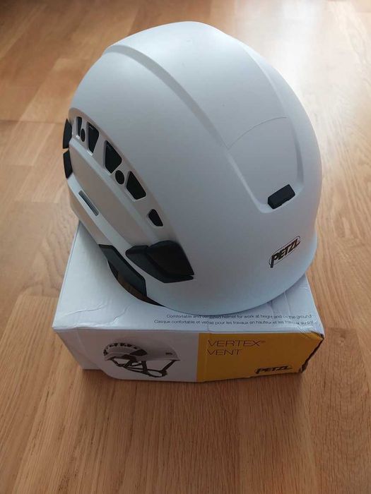 Чисто нови каски ”Petzl Vertex Vent”