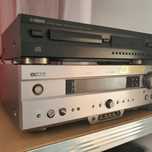 Amplificator yamaha cu telecomanda.