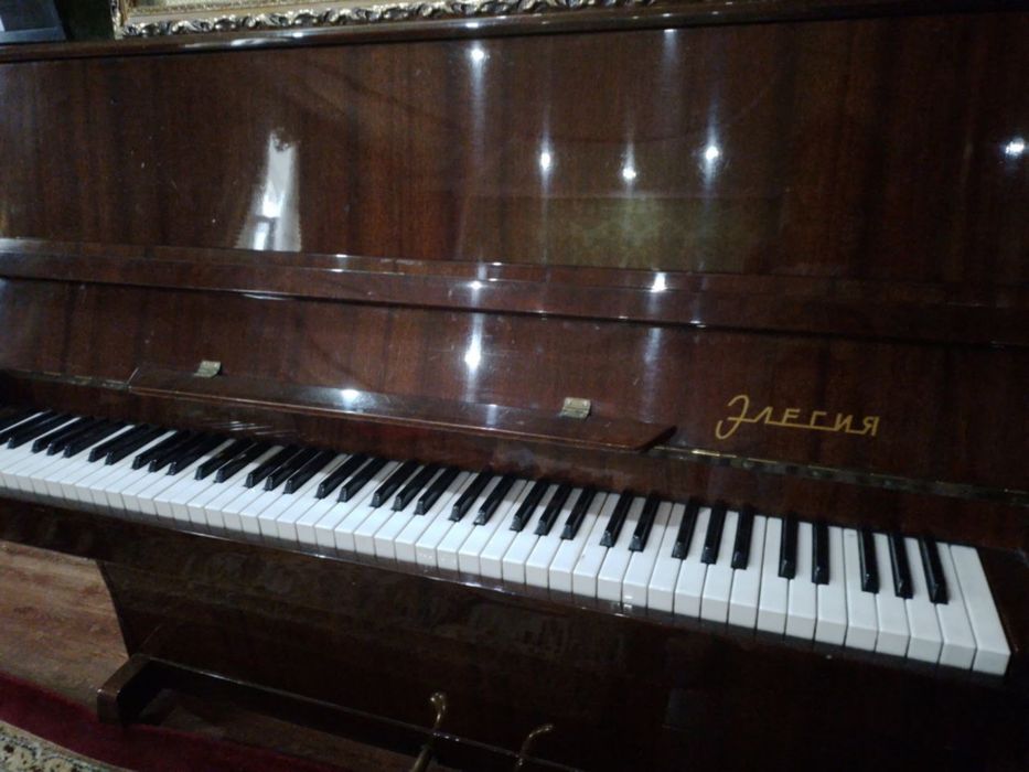 Продается пианино