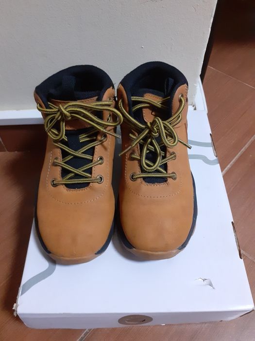 Adidași pe copii mărimea 31