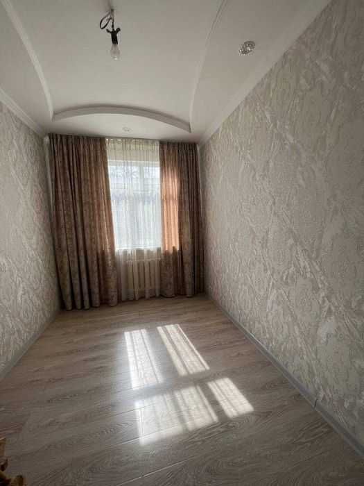 Срочно сдаётся  3 ком/2/4  на Мирзо Улугбекском Ор-р Ялангач