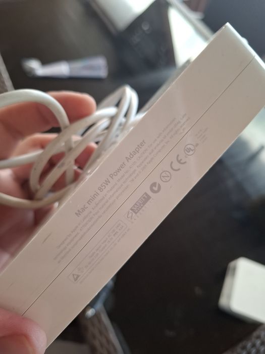 Adaptoare incarcatoare apple mac