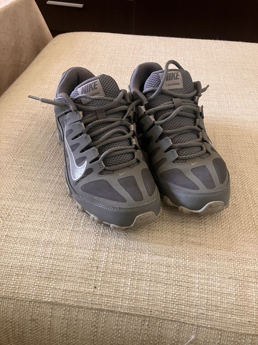 Маратонки Nike Reax 8