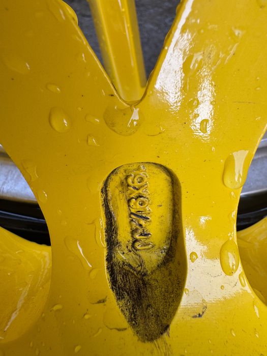 Продавам 4 бр джанти  5x112с гуми 225/35