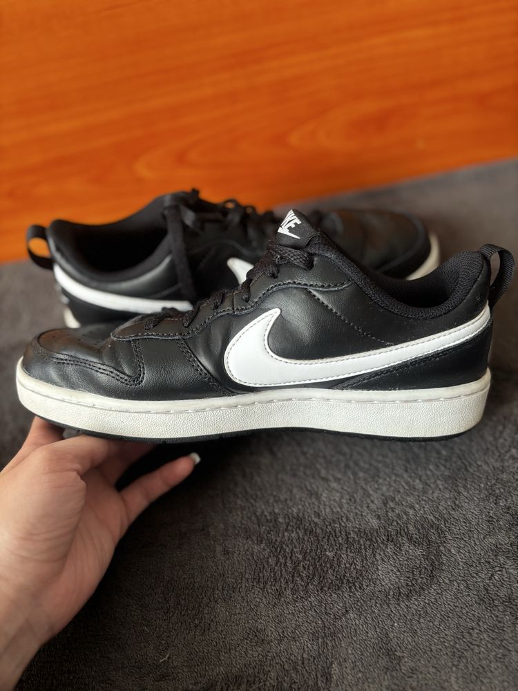 Кожени кецове Nike