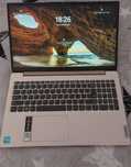 Vând laptop Lenovo Ideapad 3 (15.6”), negociabil