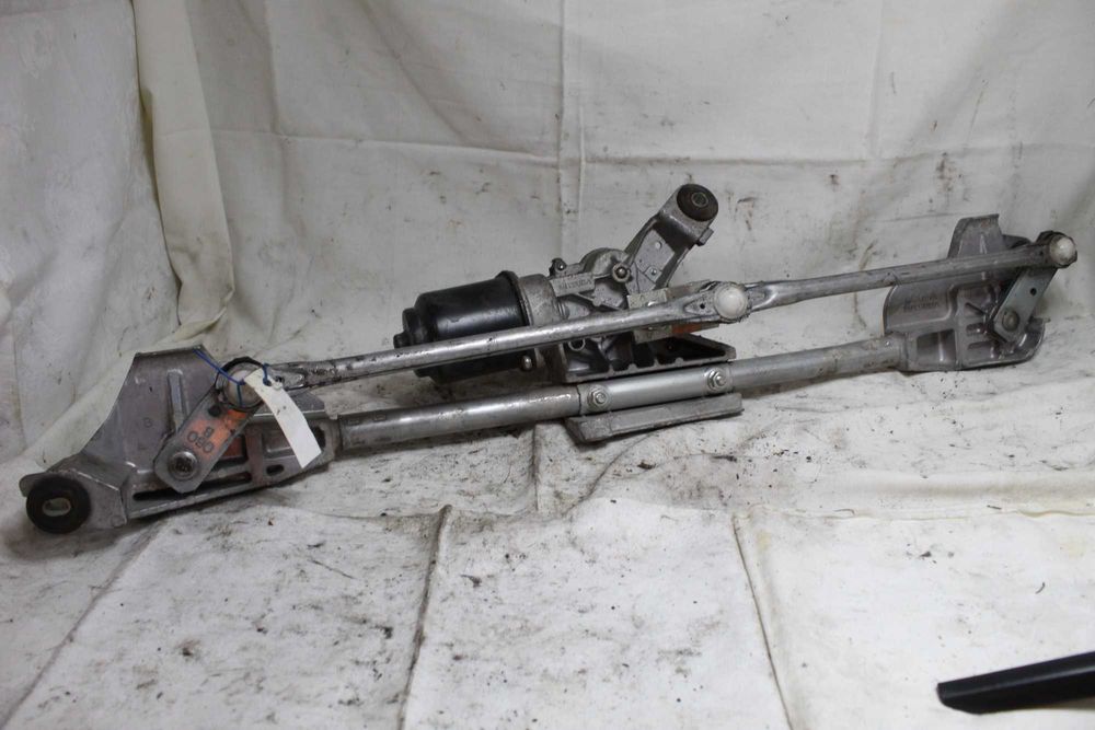 Лостов механизъм чистачки с моторче Nissan pathfinder r51 2.5dci 2008