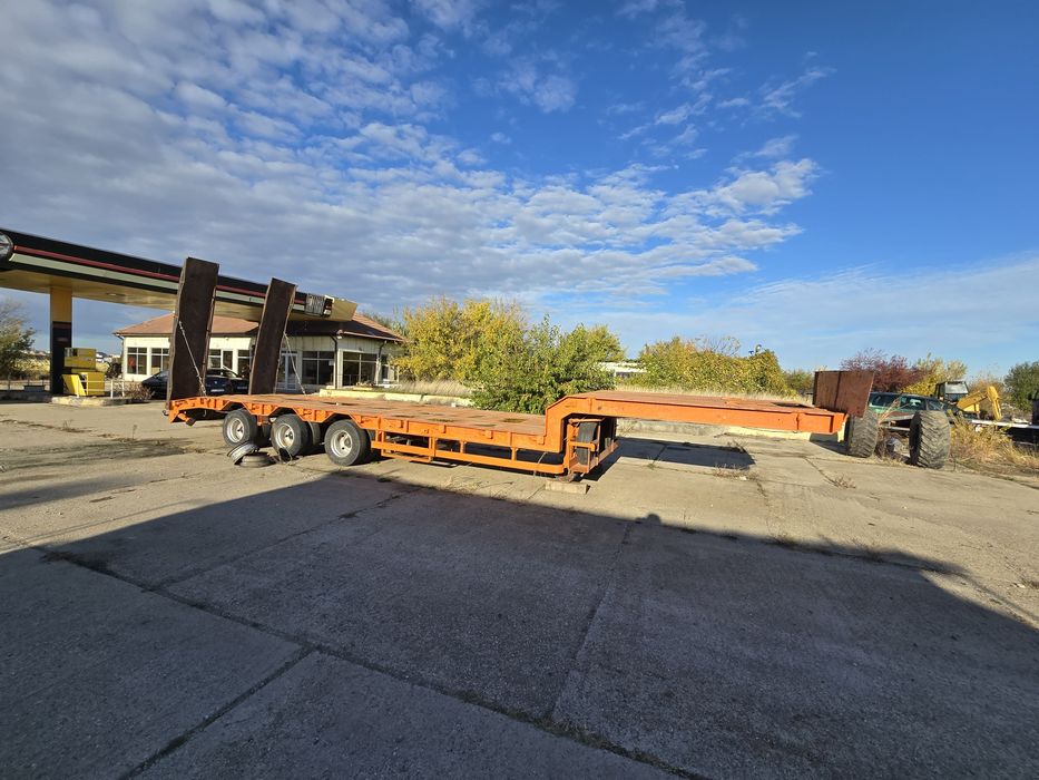 Trailer, utilaje, transport escavator  Tir