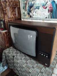 Televizor de colecție foarte vechi românesc Cromatic color