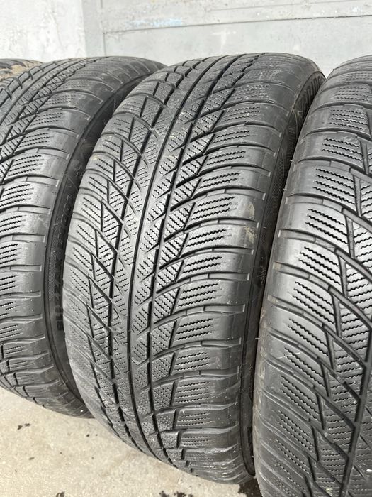4 бр. зимни гуми 225/50/17 Bridgestone RSC 5,5 mm DOT 4316