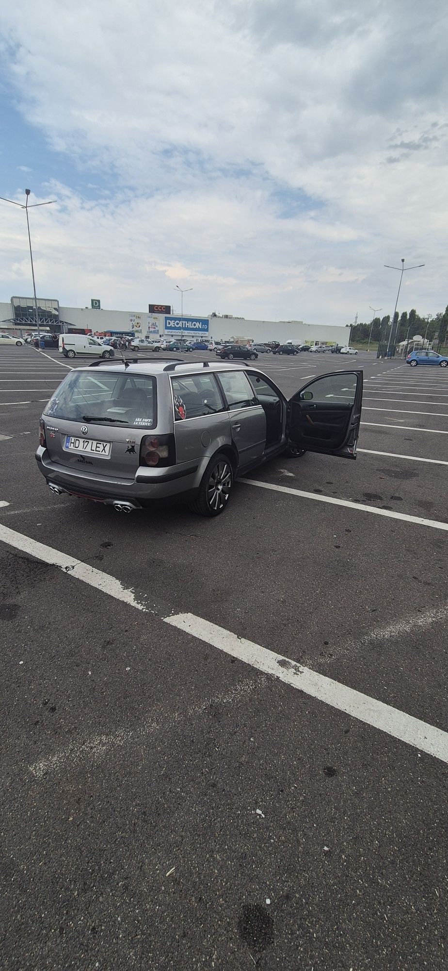 Vând Volkswagen Passat b5.5