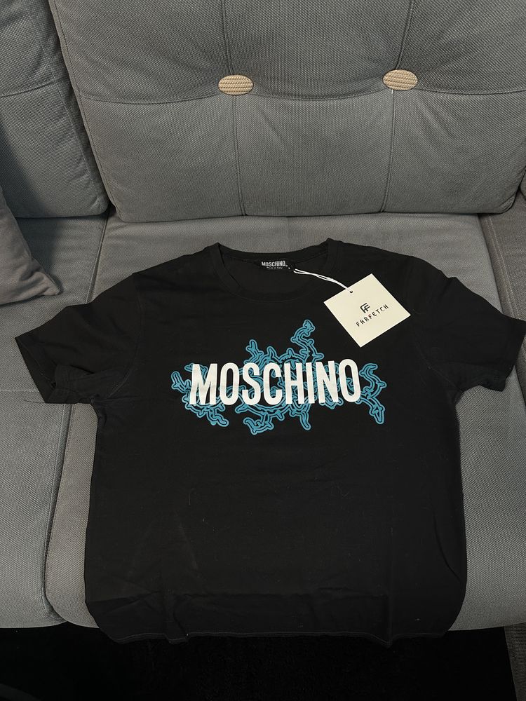 Маркови Мъжки тениски Balenciaga, Moschino, Moncler, Dsquared, Hugo