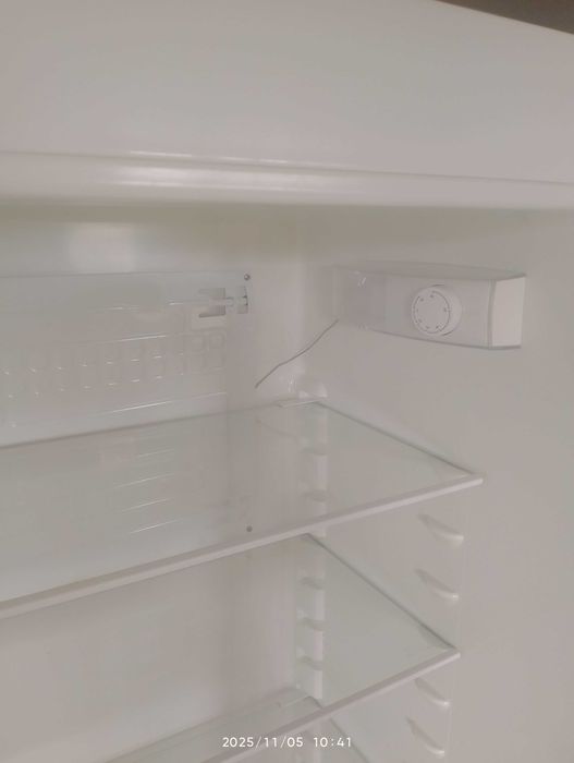 Хладилник без фризер.